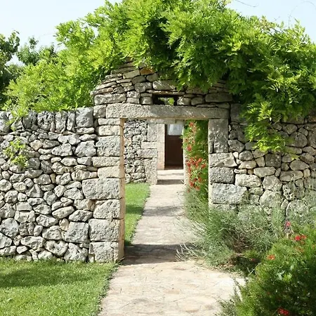 Abate Masseria & *